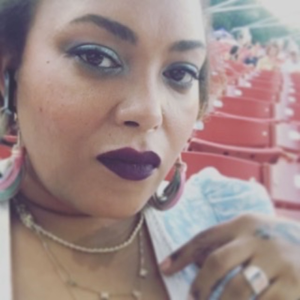 Meet your Posher, Renee